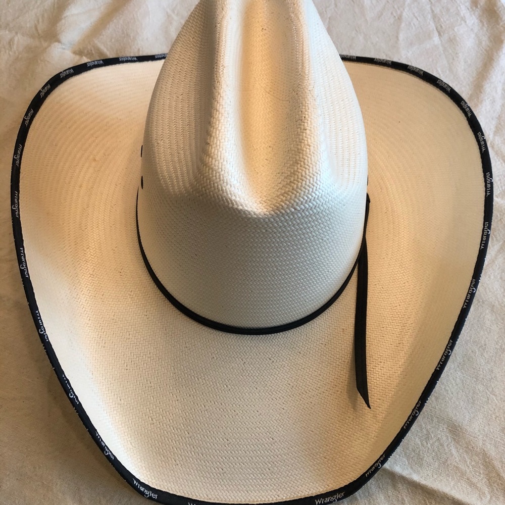 Wrangler straw hat 6 7/8 in GREAT condition